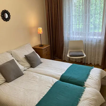 Wzgorze Czwartek アパート *